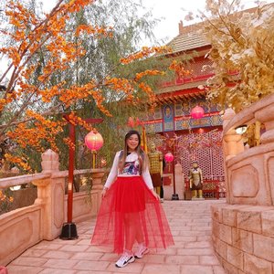 Embracing my Chinese-ness as we celebrate Lunar New Year.Gong Xi Fa Cai, may this new year brings us all Prosperity, Joy, Luck, Wealth and Happiness 🐭🐭🐭. Happy Lunar New Year, everybody!#gongxifacai#jawatimurpark3 #thelegendstar #thelegendstarjatimpark3 #pinkinmalang#pinkinbatu#clozetteid #sbybeautyblogger #beautynesiamember #bloggerceria #influencer #jalanjalan #wanderlust #blogger #indonesianblogger #surabayablogger #travelblogger  #indonesianbeautyblogger #indonesiantravelblogger #girl #surabayainfluencer #travel #trip #pinkjalanjalan #lifestyle #bloggerperempuan  #asian  #ootd  #bunniesjalanjalan#asian