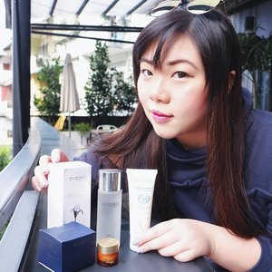 Check out the review for skin cares that i packed for our Malaysia work-cation, they are all from @avoskinbeauty : bit.ly/Avoskinclozette

Thank you Avoskin and @clozetteid 😊

#PesonaCantikAlami #ReviewAvoskin #ClozetteIDXAvoskin #Clozetteid #skincare #ClozetteidReview
#sbybeautyblogger #bloggerceria #beautynesiamember #setterspace #review #skincarereview  #blogger #bblogger #bbloggerid #influencer #beautyinfluencer #beautybloggerid #beautybloggerindonesia  #indonesianblogger #indonesianbeautyblogger #surabayablogger #surabaya #surabayabeautyblogger #girl #sponsored #endorsement #endorsementid