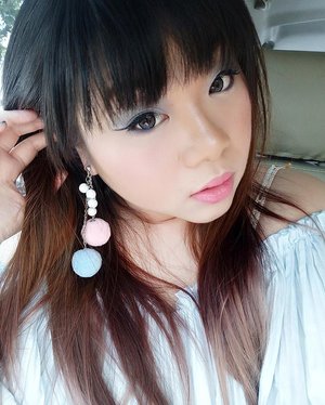 I don't care much for my bangs (they clearly need trimming) but aren't my earrings everything? When i bought them i thought it's a pair, turned out there're two pairs! It's a good thing i have a lot of piercings then 😝

Btw, i've been loving wearing @qlcosmetic 's matte lipstick in Nudy Pink lately, it's a creamy, light pink that's perfect for summer!

#motd #selfie #girl #asian #blogger #bblogger #bbloggerid #beautyblogger #indonesianblogger #indonesianbeautyblogger #surabayabeautyblogger #surabaya #surabayablogger #sbybeautyblogger  #ilovemakeup #beautyaddict #beautyjunkie #girlygirl #selfie #selfieoftheday #clozetteid #clozettedaily  #makeupaddict #influencer #beautyinfluencer #surabayainfluencer #surabayabeautyinfluencer #pink #blue #pompomearrings #cuteearrings