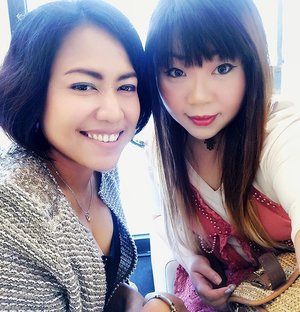 Sometimes you meet people that would matter greatly to you in the most unexpected ways. 
I met @liliesrolina.id sometime ago (not even a full year ago i think) as a blogger vs media,  and now i can confidently call her a partner and friend 💖. We share similar goals and dreams,  we're both passionate and strong women, and we both don't take craps and nonsense from people 😆😆😆. Looking forward to many more collabs,  projects and shopping sprees with you 😄. Ps : ini kedua kalinya kita janjian untuk ke acara yang ujung2nya malah melipir kemana but ended up having more fun hahaha

#friends #ladies #girls #independentwomen #media #womanblitz #influencer #blogger #surabaya #surabayapowerwomen #hangout #jalanjalan #shoppingspree #shoppingtime #shoptilyoudrop #womenofmedia #surabayainfluencer #surabayamedia #sbybeautyblogger #clozetteid #clozettedaily #bblogger #bbloggerid #indonesianblogger #indonesianbeautyblogger #surabayablogger #surabayabeautyblogger #selfie #wefie