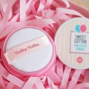 Cute loose powder from Holika Holika 😻 read the review 👉 http://imaginarymi.blogspot.co.id #makeup #clozetteid #holikaholika #loosepowder