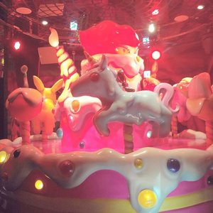 Read 10 things to prepare before going to Japan http://imaginarymi blogspot.com 🇯🇵 #harajuku #kawaiimonstercafeharajuku #japan #tokyo #unicorn #clozetteid #merrygoround
