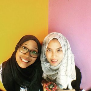 For us, food is an amazing thing that can make us happy... lol...Cc: @kakarensia#ClozetteId #GoDiscover #Foreverfriendship #Hijab #Buddy #Friends #Faces #instafriend