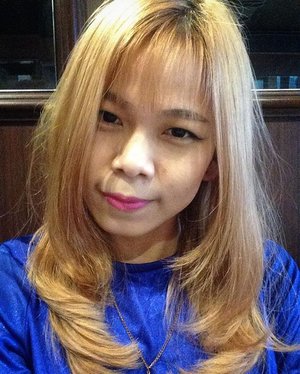 Wearing My favorite lipstick ; 3CE 😘 #sociollachallenge #sociolla #mybeautyadventure #utamaspice #advday2 #clozetteid #starclozetter #hawasister #blue #pink #asian #3CE #lipcolor