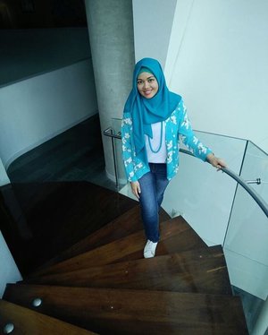 The Past is your lesson.
The Present is your gift.
The Future is your motivation.
.
.
.
#clozetteid #hijabootd #hijabootdindo #ootdhijab #ootdhijabindo #wisdomquotes #quotesgram