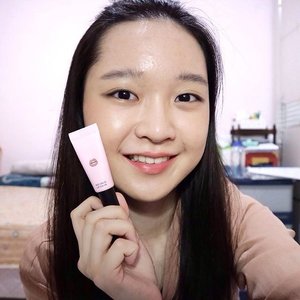 I love how pretty the packaging of all 3ce's products, they have wide range of products, the colour also suitable for my skin, and the most important is their products are affordable! @3ce_official ❤️
.
#clozetteid #clozetteidreview #lykeambassador