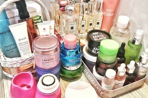 Current situation ❤
.
.
#clozetteid #clozettestar #makeupmess #makeupjunkie #makeupaddict #makeuphoarder #makeuplover #beautyjunkie #indonesianbeautyblogger #fdbeauty #luxurymakeup #highendmakeup #motd #fotd #dailymakeup #bloggerindonesia #bloggerkediri #beautyvlogger #vloggerindonesia #bloggersurabaya #motd #skincare #skincareroutine