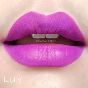 Kat Von D Everlasting - L.U.V. - Rich Violet 💔 Actually not that bad. After Backstage Bambi 5 times application, L.U.V feels so easy to be applied. But still, the result is a bit uneven. It can be seen on close up picture like this, but not a big problem for daily wear.
.
.
#clozetteid #clozettestar #katvond #makeupmess #makeupjunkie #makeupaddict #makeuphoarder #makeuplover #beautyjunkie #indonesianbeautyblogger #fdbeauty #luxurymakeup #highendmakeup #motd #fotd #bloggerindonesia #bloggerkediri #beautyvlogger #vloggerindonesia #bloggersurabaya #indonesiabeauty