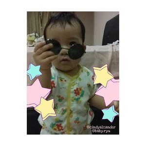 @baby.ryu using his sunglasses?? #clozetteID  #RyuOzoraHalim #babyboy
#gangnamstyle #boboho