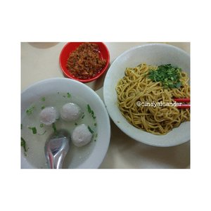 Mie Rica for Cloudy and Cold Morning 😘😘😘 #mierica
.
Good food lead us to good life #indonesianfood #indonesianculinary #kulinerbandung  #goodfoodgoodlife #alca_food #clozetteID