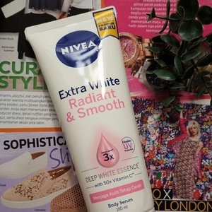 New post is UP on the blog! It’s @nivea_id Extra White Radiant & Smooth Body Serum, perfect for brighter and plumpier skin! Enriched by vitamin C and Double UV for your skin.
_
Read the review here 👉🏼 bit.ly/bodyserumnivea or link on bio ✨
.
.
.
#ilovemybody #mrshidayahreview #mrshidayahpost #nivea #bodycare #bodyserum #clozetteid #beautyreview