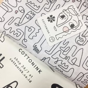 Safely landed! Koleksi yang dinanti sejak Senin lalu, kolaborasi #cottoninkxabenkalter berbuah scarf lucu DALA 💕
.
.
.
#cottoninkxabenkalter #youxcottonink #cottonink #fastlines #art #localbrand #clozetteid #ootd