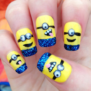 Minion ada di nails art juga lho :)