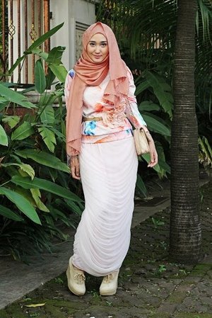 Casual muslim fashion with wave skirt :) #InspirasiFashion