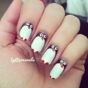 Pinguin in nail art