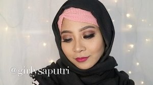 This look is updated on my youtube. 😃
Link nya ada di bio. ☺️
Using @f2f.cosmetics XOXO Matte Lipstick warna Fuschia Berry dan @morisse_bulumata tipe 3636. ☺️☺️
#caaantik #caaantikbeautyblog #f2fcosmetics #clozetteid #starclozetter #makeup #IndonesianFemaleVloggers #IFV #indobeautygram #beautyvlogger