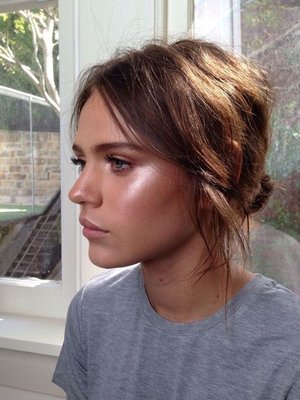 bronze makeup look