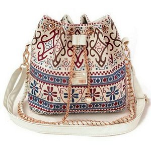 #clozetteid #handbag #putmecheap 
Bohemian Women's Shoulder Bag With Chains and Print Design

Http://putmecheap.com