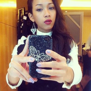 I Love my nail 😘 using new nail polish color show from @maybellineina. 😍😍 #maybellineina #maybelline @maybelline #clozetteid #notd #fotd #selfie #beauty #beautyblogger #beautyproduct #beautybloggerid #fotdibb #blogger #bloggerindonesia #internationalblogger #indonesia #indonesiangirls #holland #amsterdam #german #italy #canada #jakarta #japan #world #newyork #nail #nailart #nailpolish #beautystyle #sakuralisha