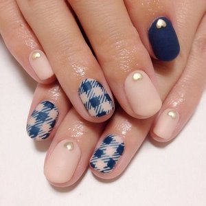 Cute nail art : blue plaid patern 