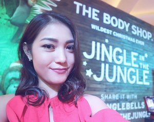 .
Its my wildest christmas ever!!!
Thank you @clozetteid @thebodyshopindo and @kotakasablanka for having me 💕🎄
.
#junglebells #jingleinthejungle #clozetteid #clozetteidxtbs #beautyclass #beautyevent #bblogger #bloggerslife #indonesianbeautyblogger #mommyblogger #beauty #makeup