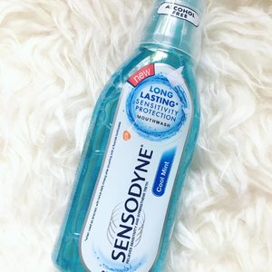 I am not mouthwash user because I cannot stand the mint flavor so much , so I only use toothpaste for my teeth , but my mom use it a lot ! So happy could get this for my mom since she is always buy this one , she likes it so much , its so freshin and makes her breath smells so nice , the flavor also not too minty compared to another brand . She has very sensitive teeth but this product totally match her ! Thank you @sensodyneindonesia @clozetteid #clozetteid #clozettediversi3 #sensodynexclozettediversi3 #clozetteidreview