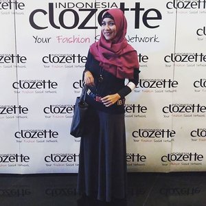 My #OOTD attending #BloggerBabesID with @clozetteid today. Maroon pashmina by @anira.collections , black top, dark grey palazzo and ethnic belt. I wore boots actually. 😂😂 #clozetteid Thank you Clozette ID, awesome event, great presentations and so many gifts! I got MAP voucher IDR 300.000 from live twit the event! Not to mention Body Shop free products for sharing my testimony. Happy! 😍😍😍😍