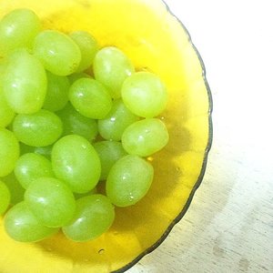 Sometimes just loosen your cleaned skin as it is...just give nutrition from inside...put no night cream etc
#beautytips #beautyhacks #grape #greengrape #antioxidant #skincare #beauty #blogger #bblogger #clozetteID #clozettedaily #healthyfood #diet #supper #antiaging #beautyblogger #indonesia #indonesianblogger