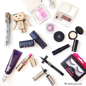 Get my #ulzzang look with all of these makeup with @lavielash #lavielash #jillstuart #burberry #covermark #urbandecay #ysl #nars #narsissist #cdp #chanel #cledepeau #ladies_journal #clozette #clozetteid #danbo 
Details is on my blog ☺️