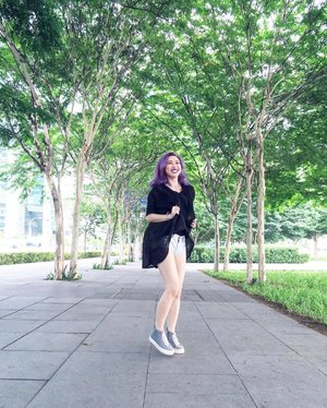It's FRIYAY #TGIF
🎉😆
Picture taken at The Promontory Marina Bay - Singapore
📸 by : @ena_teo 
Thank you for cute moments and candid pictures 😘😘😘
.
.
.
#ladies_journal #clozette #clozetteid #klfwrtw2016 #clozettexairasia #lookbook #ootd #ootdsg #asian #asiangirl