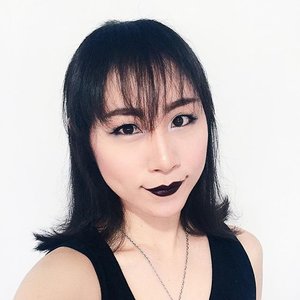 Trying my best to get the look of Mavis from Hotel Transylvania with no contact lens and wig 😅 Sorry for my chubby cheek 🙊
.
.
.
#ladies_journal #selfie #mavis #HotelTransylvania #makeup #makeuptransformation #black #vampire #clozette #clozetteid #beauty #asian #asiangirl #indobeautygram #blogger #beautyblogger #sgig #igsg #makeupgeek