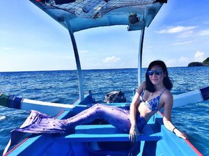 Mermaid Fenny is on duty 🐬🐚🐚🐚
Okay bye 😜🌊
.
.
.
#ladies_journal #clozetteid #clozette #summer #mermaidlife #sea #sky #ocean #mermaid #bali #indonesia #instasky #instatraveling #instamood #instacool #travel #holiday