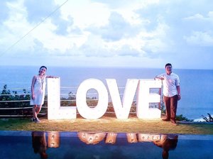 ❣ L O V E ❣

Me & You 💕
----------- Happy Wedding Marcello & Liyenita 🎊 -----------
#ladies_journal #clozette #clozetteid #couple #love #summer #wedding #uluwatu #bali #indonesia #holiday #travel #instacool #instamood #instatraveling #instasky @itaaliyen
