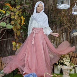Adornment, what a science! Beauty, what a weapon! Modesty, what elegance! -- Coco Chanel..Dress by @bugnanirwana Makeup by @bugnanirwanaHijab by @dnalook_id Photo Taken by @bapunuwi ..#Clozetteid #hijab #ootd #festive #hootd #hijabfestive #hijabfashion #hijabootdindo #hijablook #hijaboftheday #modestfashion #fashion #fashionhijab #dress #gown #gaunhijab #hijabmuslim #hijabfeature_2016 #DNALook_id #bugnanirwana #bapunuwi #clozetter #starclozetter