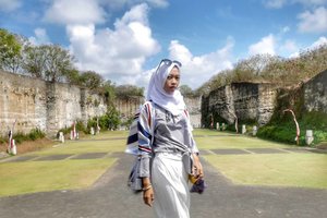 Selamat puasa Ramadhan.. yuk tetep produktif 💪....#clozetteID #clozettedaily #lifestyle #lifestyleblogger #ootd #hootd #ootdhijab #lookbookindonesia #lookbook #travelblogger #fashionstyle #fashion #fashionblogger #bloggerlife #bloggerindonesia #bali #baliindonesia #balilife  #bloggerperempuan #bloggerindo #starclozetter #lumix_id #TakenWithLumix #lumixindonesia
