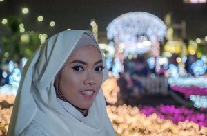 Good night 🌒.Makeup by the gorgeous lady ka @bugnanirwana 😍😍 *no trimming eyebrow...#Clozetteid #makeup #hijab #hijablook