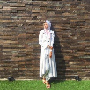 Your time is way too valuable to be wasting on people that can’t accept who you are.  #tuesdayquote
.
.
.
.
.
.
.
.

#ClozetteID #ootd #Fashion #hijabootd #starclozetter #clozettedaily #hijabootdindo #blogger #fashionblogger #modest #modestfashion #casual #hijabfashion #hijabstyle #modeststyle #like4like #indoblogger #indonesianblogger #bloggerindo