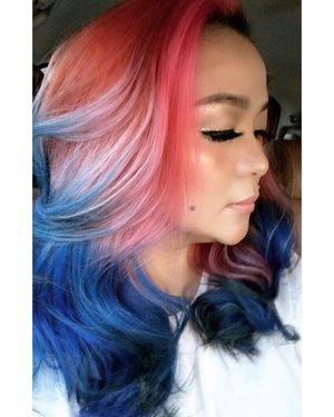 #CarSelfie for my on progress #haircolour 💖✨Starting #May with more colourful hair 😊 💖✨ I was thinking to make it darker, but it turns so bright 😅 doesn’t really matter 😜...#manicpanic #veganhairdye #mermaidians #mermaid #mermaidhair #pink #blue #cleorose #rockabillyblue #clozette #clozetteid #beautygram #hairpost #hairtalk #haircolor #hairstyles #hairstyling #manicpaniccleorose #manicpanicrockabillyblue #mermaidlife #bluehairdontcare #pinkhairdontcare #pinkhair #bluehair #colourmecolourful