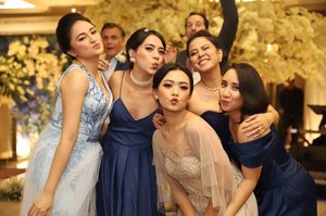 Last night @snifferina and @londonmule wedding reception part 2 in Jakarta, Indonesia. Such a wonderful celebration, so much love and laughters. Congrats to the happy couple! We love ya. 
#dianeandericday #bestfriends #clozetteid #wedding