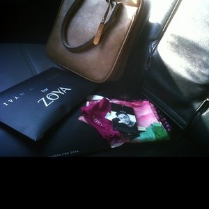 scarf design by Ivan Gunawan for Zoya & Bandana swarovski and also classy bag beige brand Zoya.. 
Zoya my true friend~