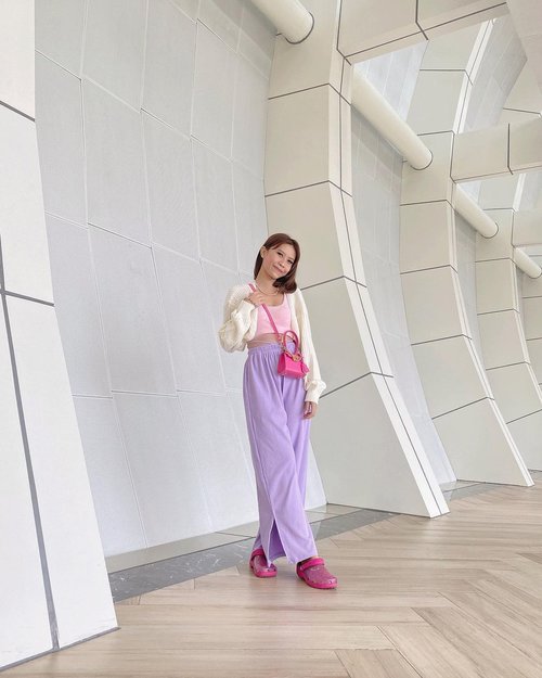 #Repost from Clozetter @isnadani. 🤍💖💜
outer: @ohana.jkt 
( tap for details )
.
.
.
.
.
#whatiwore #bloggerstyle #fashion #styleblogger #fashionblogger #ootd #lookbook #ootdindo #ootdinspiration #style #outfit #outfitoftheday #clozetteid
