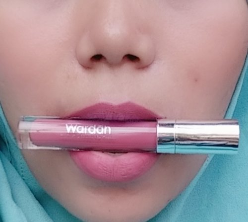 Wardah Exclusive Matte LipstickSaturdate Night shade 18