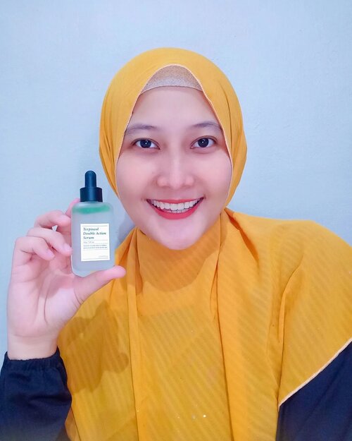 💕 Chiyou Terpineol Double Action Serum 💕Perawatan masalah cepat untuk menghilangkan flek & melindungi kulit berjerawat.Dengan 3 bahan khusus Jerawat yaitu :💚 Willow Bark Extract >> Untuk eksfoliasi ringan dan bakteri anti jerawat.💚 Terpieol >> Inti dari ekstrak pohon teh efek kuat untuk menenangkan jerawat.💚 Tea-tree leaf oil >> Perawatan anti bakteri untuk kulit.*One drop miracle, No more ACNE* Order disini ya ⬇️⬇️⬇️hicharis.net/Irmalukito/1O1p@chiyouskin @hicharis_official @charis_indonesia#Charis #CharisCeleb #chiyouskin #MiracleDrops #MySkinSaver #ConfidentWithChiyou