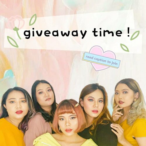 ..
GIVEAWAY TIME tiap minggu 🥰
..
Aku sama temen2 UwU aku mau bagiin hampers makeup + skincare + haircare nih, paket lengkap banget!  Siapa mauu? 🤣
..
Caranya gampang banget :
1. Follow @deemiiaa @jiglyciouss @vebbyfbrr_ @widyalimitedcom @ajengptrn
.
2. Share info giveaway ini ke story kalian, tag kami ber 5, dan tag 3 teman kalian buat ikutan giveawaynya (boleh share berkali2 asal tag teman yg berbeda) 
dan pakai #dejivewiputs #giveawayUwU 🌈 
.
3. Komen DONE di post ini cukup 1x yaa 😁
.
4. AKTIF di SEMUA AKUN tapi NO SPAM yaa 💕
.
5. Batas komen tgl 10 April 2020 jam 23.59, pengumuman tanggal 11 April 2020
.
6. Akan dipilih 1 orang pemenang yg akan dapet hadiah worth 750k untuk periode GA minggu pertama ini yg dipilih bareng2 sama kami ber 5 yaa 💕
..
Gampang banget kaan? Oh ya, untuk kesempatan menang lebih besar, komen DONE juga di post 4 temen aku yg lain yaa.. Goodluck beb! 😘
..
Kalau ada yg mau ditanyain, tanya di komen aja ya beb, biar yg lain bisa baca juga pertanyaan dan jawabannya 😘

UNFOLLOW = BLOCK ⛔ = Gak bisa ikut GIVEAWAY kita lagi ⛔

..
🌈 #dejivewiputs #giveawayUwU