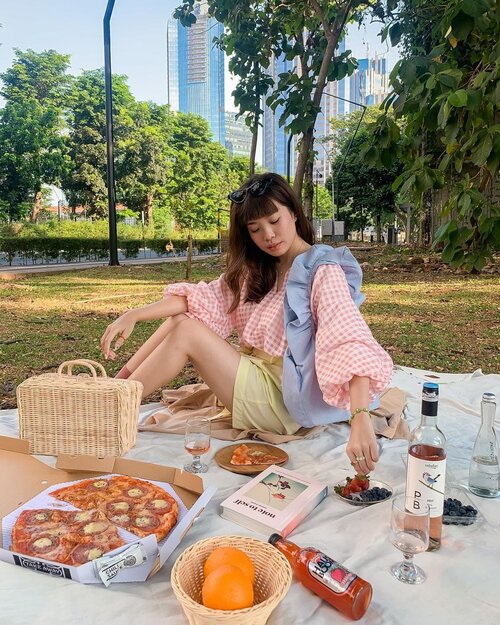 #Repost from Clozette Ambassador @steviiewong.

🧺🍕🍓= simply happiness brings genuine joy ! 
.
.
.
.
.
.
.
.
#photooftheday #ootdfashion #explore #wiwt #ootdmagazine #style #lookbook #ootdinspiration #shotoniphone #stylefashion #steviewears #clozetteid #travel #picnic #jakarta #candid