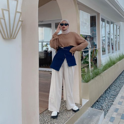 #Repost from Clozette Crew @astrityas.


Add some denim on my neutral outfit💙🤎
-

#ootd #clozetteid #ootdindo #outfitinspiration #hijablook #hijaboutfit #hijabstyle #hijabfashion #hijabfashionstyle #ootdhijabinspiration #fashiontips #fashioninspiration