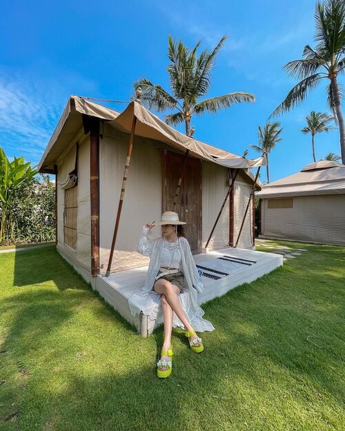 #Repost from Clozette Ambassador @steviiewong.I don’t mind living in a tent ⛺️ if it look like this 😜 @balibeachglamping .....📸 @priscaangelina ........#photooftheday #ootdfashion #explore #wiwt #ootdmagazine #ootdsubmit #style #lookbook #lookbooknu #ootdinspiration #fashionblogger #stylefashion #ootd #streetinspiration #potd #steviewears #clozetteid #candid