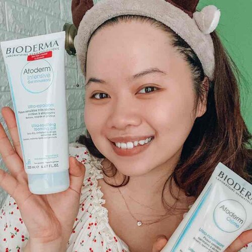 Trying this bioderma face wash and moisturizer 😍