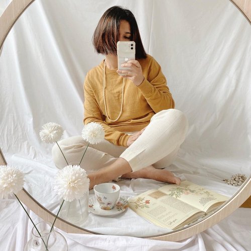 
#Repost from Clozette Ambassador @cellinikamil.

Messy hair don't care. Who loves to read book while sipping tea other than me? I think this hobby will suits me well when Im older and became a granny LOL 😂
-
#ClozetteID