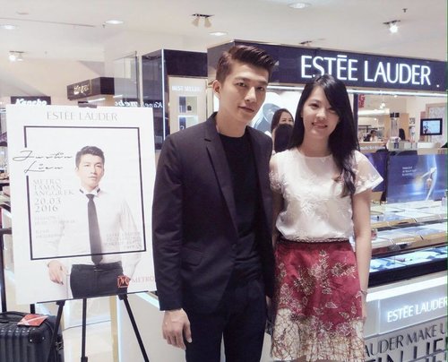 Attend to  Estée Lauder IMUA Event，thanks @clozetteid for the inviting and @justin_ding_lien we met again  enjoy your last day in indonesia